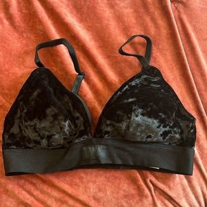 Black velvet bra